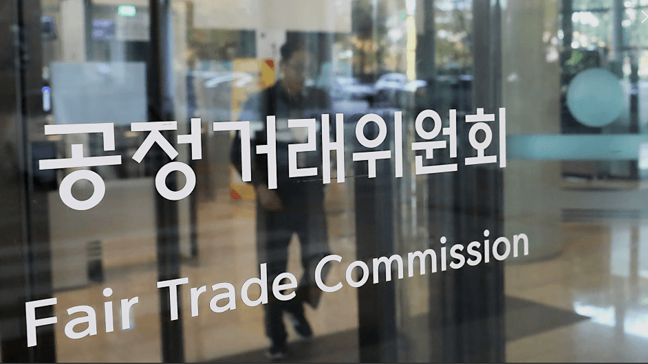 가맹점에 젓가락·포장 용기 등 구매 강제...신전떡볶이, 과징금 9억 6700만원